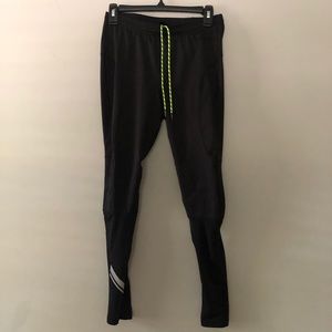 Under Armor cold gear compression pants